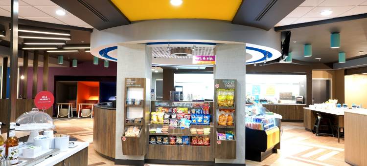 湖城希尔顿Tru酒店(Tru by Hilton Lake City)图片