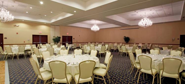 泰孔德罗加贝斯特韦斯特优质套房酒店(Best Western Plus Ticonderoga Inn  Suites)图片