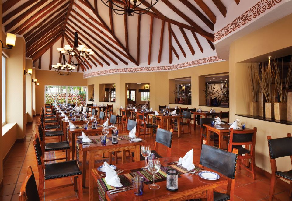 Hotel El Dorado Seaside Suites Hotel Overview