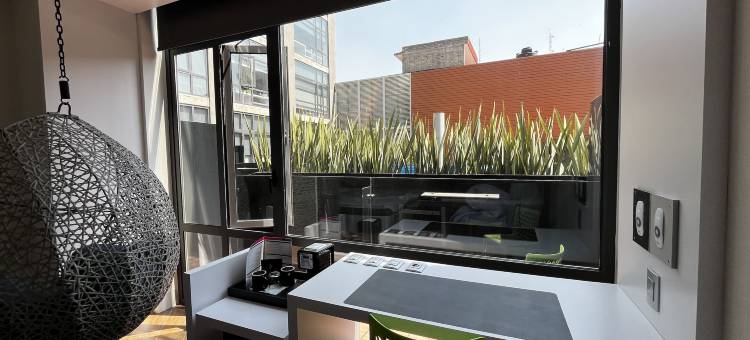 大奖赛-我们享受酒店-机场(WeEnjoy Hotels Grand Prix Aeropuerto Cdmx)图片