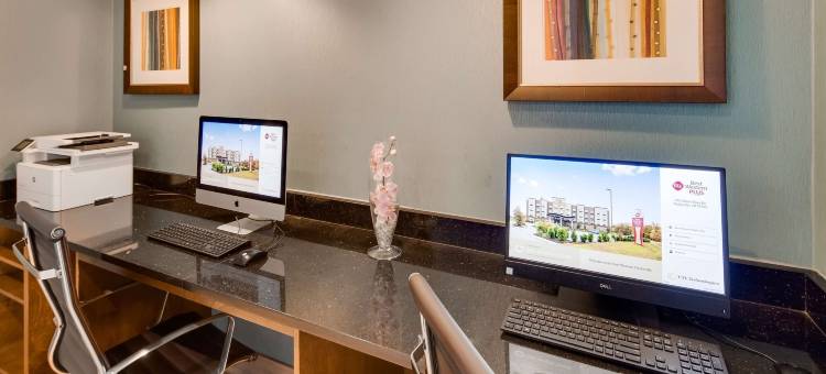 中庭贝斯特韦斯特优质套房酒店(Best Western Plus Atrium Inn  Suites)图片