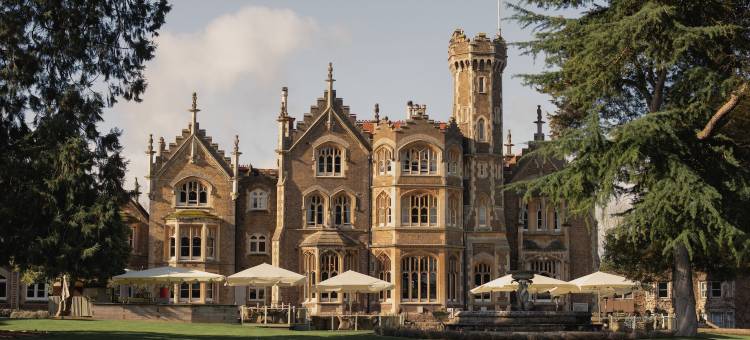 奥克雷庭院酒店(Oakley Court)图片