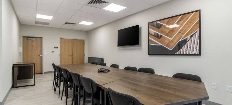 舒适酒店和套房巴拿马城海滩 - 码头公园区(Comfort Inn & Suites Panama City Beach - Pier Park Area)图片