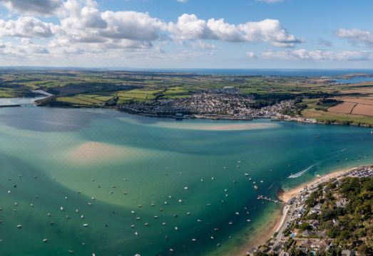 Sunny Nook Hotel Overview