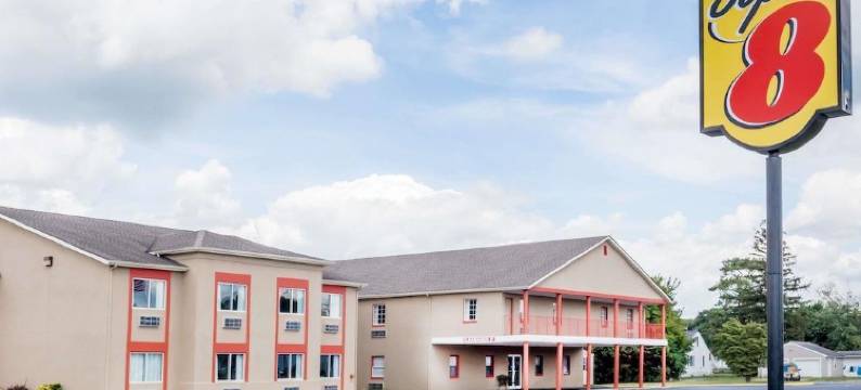 Super 8 by Wyndham Harrington图片