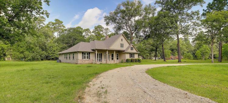 空气清新的代顿度假屋带露台+私人院子！(Airy Dayton Vacation Home w/ Deck + Private Yard!)图片