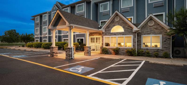 索尔兹伯里麦客达套房酒店(Microtel Inn & Suites by Wyndham Salisbury)图片