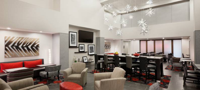 罗厄诺克机场/谷景购物中心欢朋套房酒店(Hampton Inn & Suites Roanoke Airport)图片