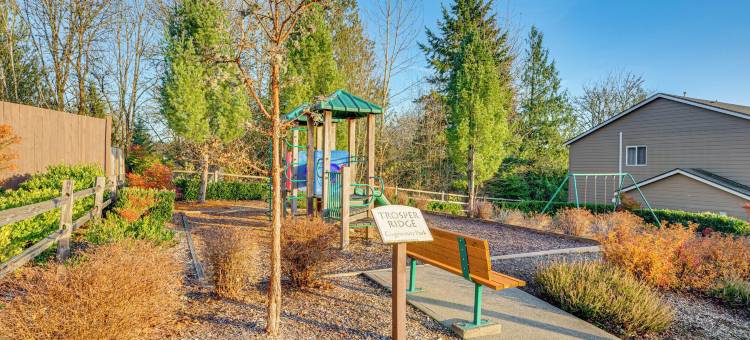 游戏室和甲板：适合家庭的汤姆沃特宝石(Game Room & Deck: Family-friendly Tumwater Gem)图片