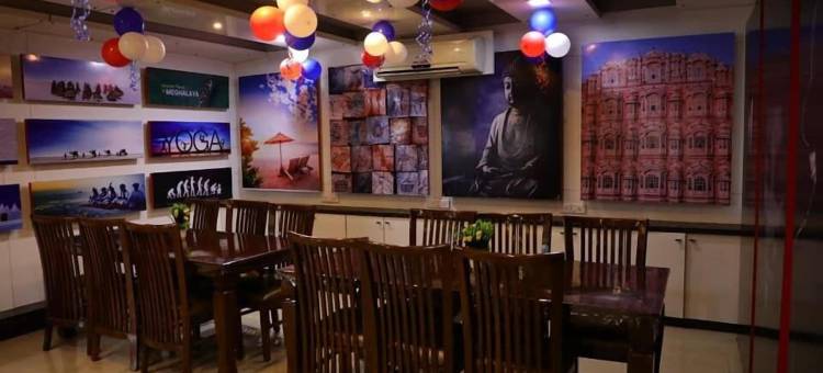 CENTER POINT宾馆(Hotel Center Point Guest House)图片