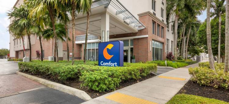 迈阿密机场北舒适套房酒店(Comfort Suites Miami Airport North)图片