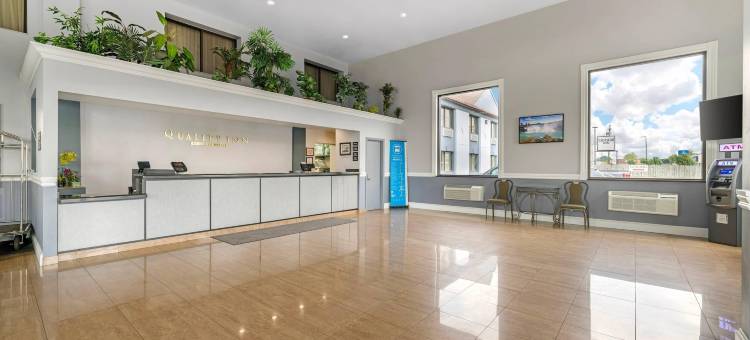 品质酒店 - 尼亚加拉瀑布大道(Quality Inn - Niagara Falls Blvd)图片