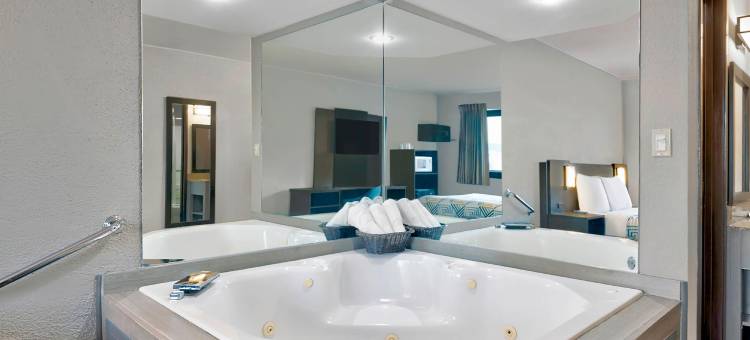 锡达拉皮兹机场6号汽车旅馆(Motel 6 Cedar Rapids, IA - Airport)图片