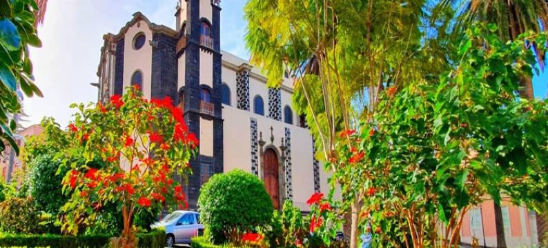 Holiday Home in Tenerife with Private Garden图片