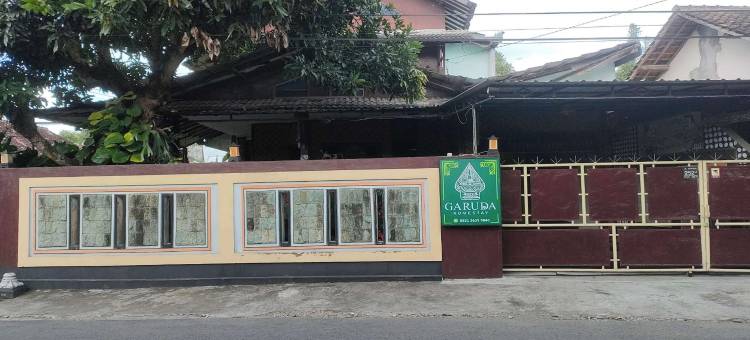 OYO 94937 加鲁达伊斯兰家庭寄宿(OYO 94937 Garuda Homestay Syariah)图片