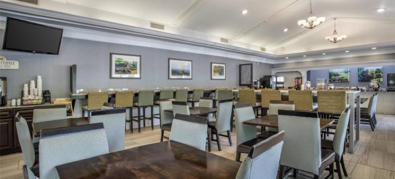 鸽子谷广场贝斯特韦斯特酒店(Best Western Plaza Inn)图片