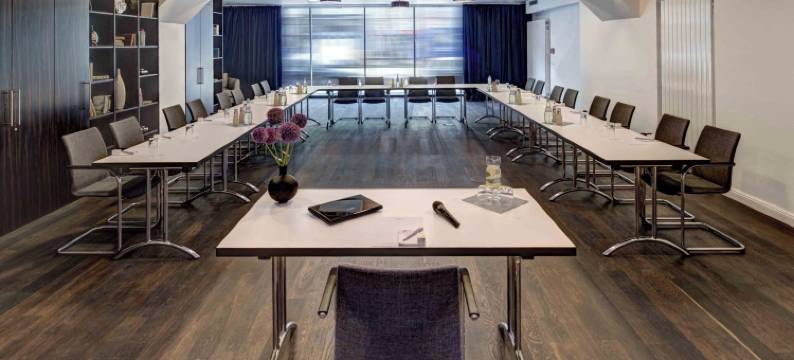 杜塞尔多夫米特酒店(Hotel Amano Düsseldorf)图片