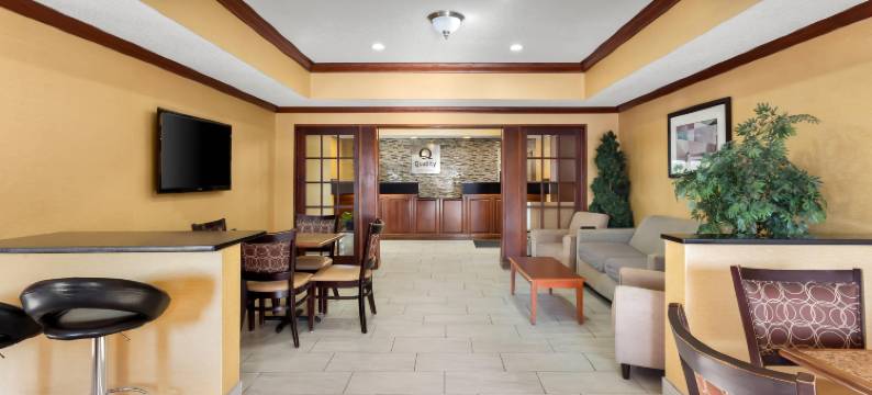 凯艺套房酒店(Quality Inn & Suites Niles)图片