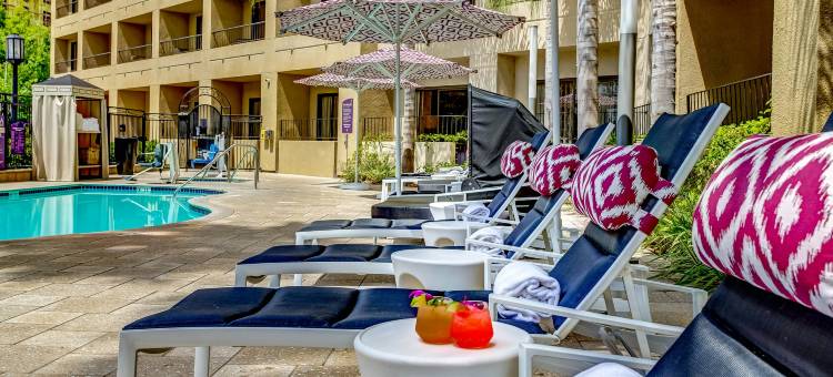 哥斯大米萨艺术大道臻品之选酒店(Avenue of The Arts Costa Mesa, a Tribute Portfolio Hotel)图片