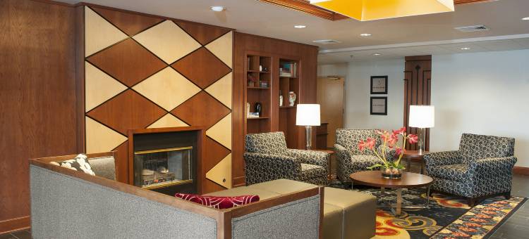 哥伦布/泰勒斯维尔希尔顿欢朋酒店(Hampton Inn Columbus/Taylorsville/Edinburgh)图片