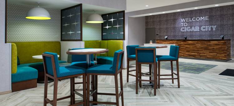 坦帕市中心海峡区希尔顿惠庭套房酒店(Home2 Suites by Hilton Tampa Downtown Channel District)图片