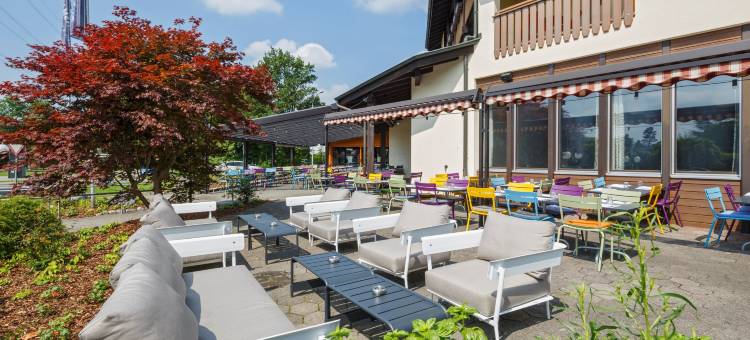 查恩斯马特酒店及餐厅(Hotel & Restaurant Chärnsmatt)图片