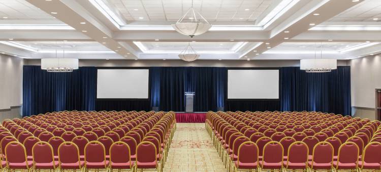 纽瓦克机场希尔顿逸林酒店(DoubleTree by Hilton Hotel Newark Airport)图片