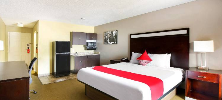 OYO阿肯色特克萨卡纳三一高速公路I-30酒店(OYO Hotel Texarkana Trinity AR Hwy I-30)图片