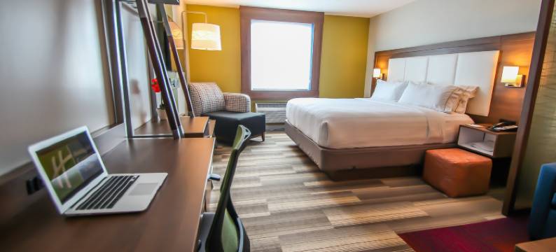 迈阿密机场东套房智选假日酒店(Holiday Inn Express & Suites MIAMI AIRPORT EAST by IHG)图片