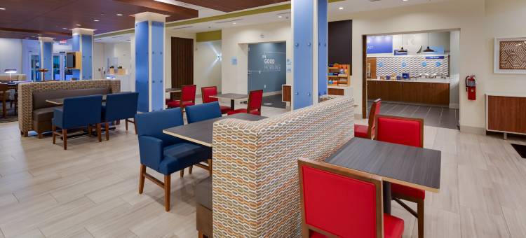 拉塔智选假日套房酒店(Holiday Inn Express & Suites Latta)图片