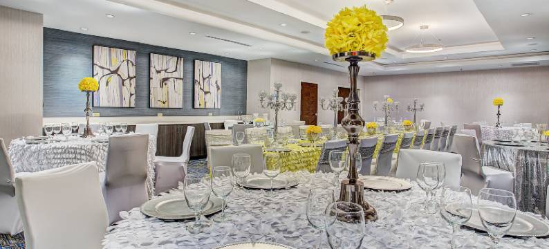 智选假日套房酒店-卡温顿(Holiday Inn Express & Suites COVINGTON by IHG)图片