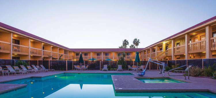 图森东拉昆塔温德姆酒店(La Quinta Inn by Wyndham Tucson East)图片