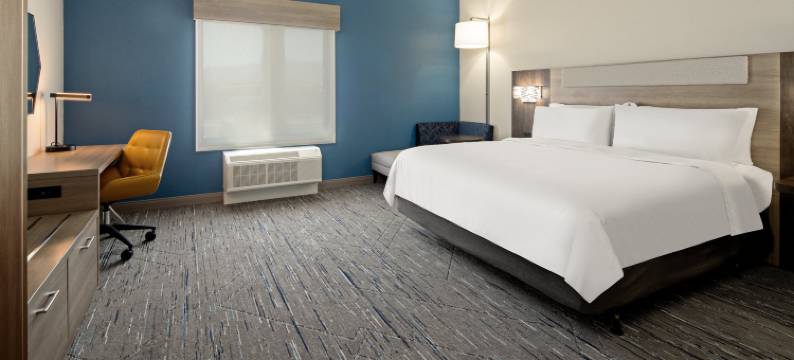 棕榈沙漠千禧智选假日套房酒店(Holiday Inn Express & Suites PALM DESERT - MILLENNIUM by IHG)图片