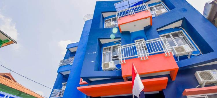 红多兹伊斯兰酒店-近勿加泗大都会购物中心(RedDoorz Syariah Near Metropolitan Mall Bekasi)图片