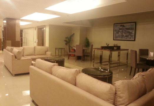 Hotel Veniz - SessionHotel Overview