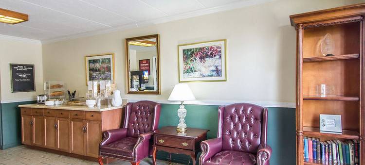 机场伊克诺套房酒店(Econo Lodge Inn & Suites Airport)图片