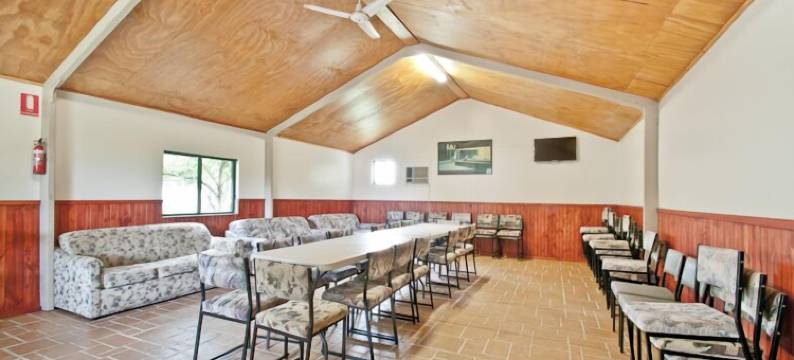 沃拉格尔花园假日公园酒店(Warragul Gardens Holiday Park)图片