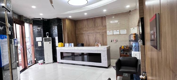日租一个月租免押金公寓(和平路分店)图片