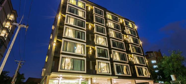 南芭堤雅 B2 酒店(B2 South Pattaya Premier Hotel)图片