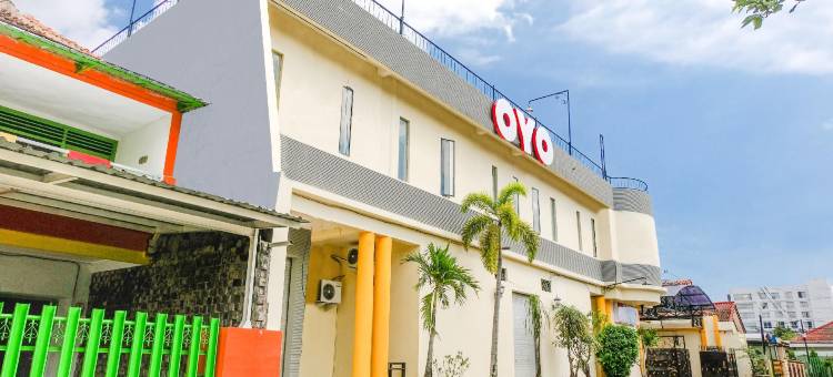 OYO 2614 德马斯托寄宿家庭(OYO 2614 Demasto Homestay)图片