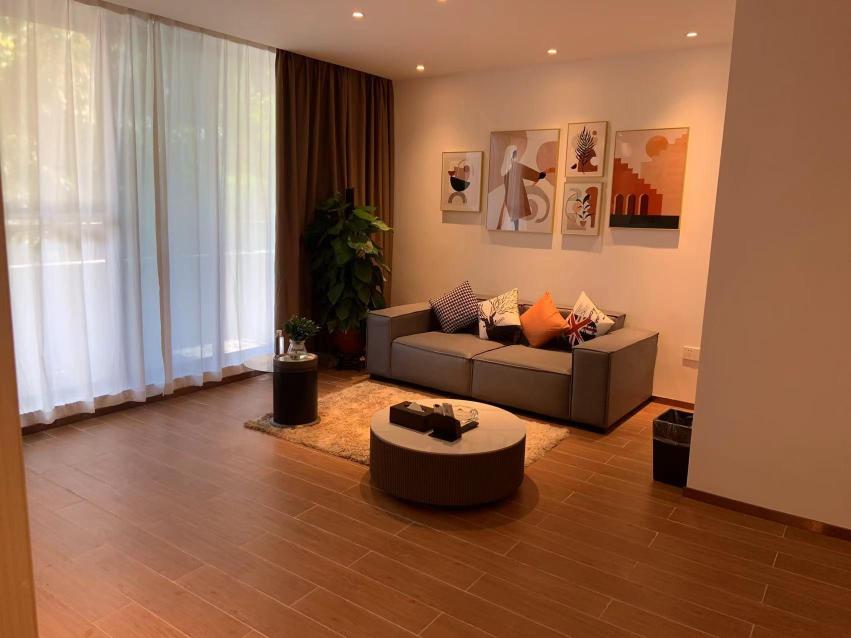 Fangyuan Apartment Hotel(Guangzhou Tower Pazhou Convention Center Store) Over view