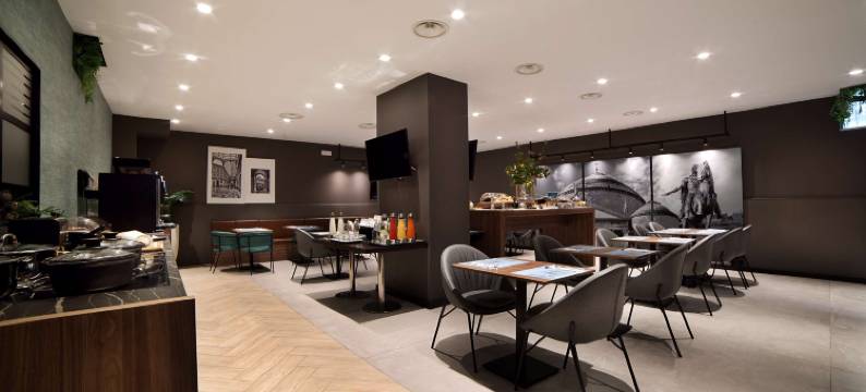 那不勒斯诺拉丽笙酒店(Radisson Hotel Nola Naples)图片