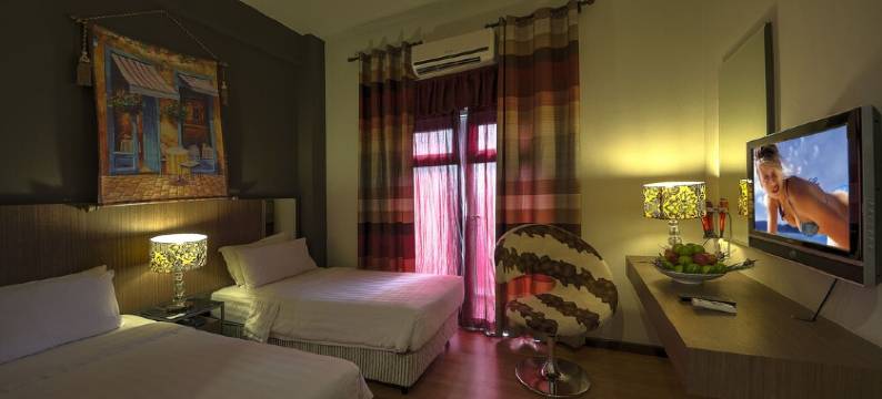 雅瑞纳豪华酒店(Arenaa Deluxe Hotel)图片