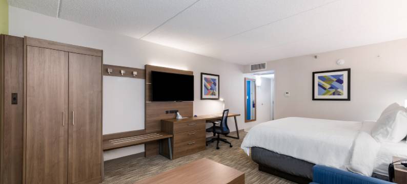 内珀维尔智选假日酒店(Holiday Inn Express NAPERVILLE by IHG)图片