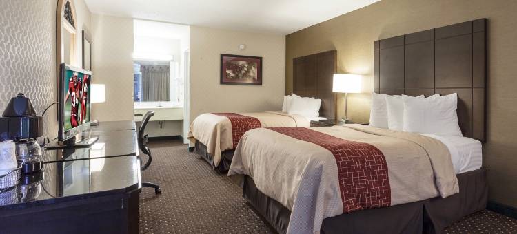 迪卡尔布红顶套房酒店(Red Roof Inn & Suites DeKalb)图片