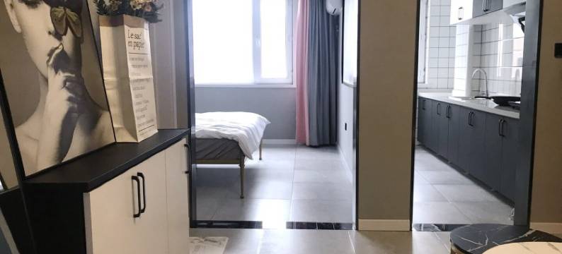 ins温馨浪漫高清投影密码锁公寓(时珍路分店)图片