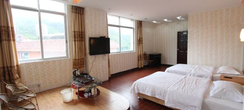 德庆盘龙峡牛哥农家乐图片