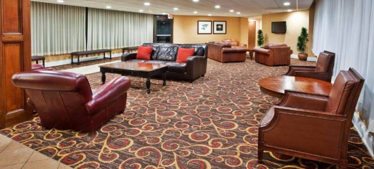 克里夫兰独立村华美达酒店(Ramada by Wyndham Cleveland Independence)图片