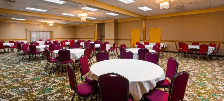 伍德赫文贝斯特韦斯特酒店(Best Western Woodhaven Inn)图片