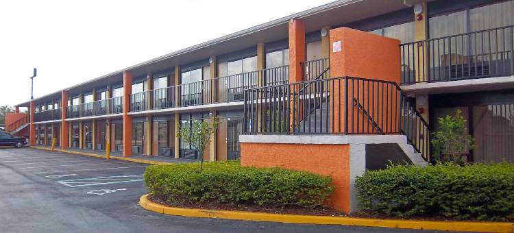 佛罗里达州收费公路I-95美洲最佳价值酒店(Americas Best Value Inn-FL Turnpike & I-95 Junction)图片